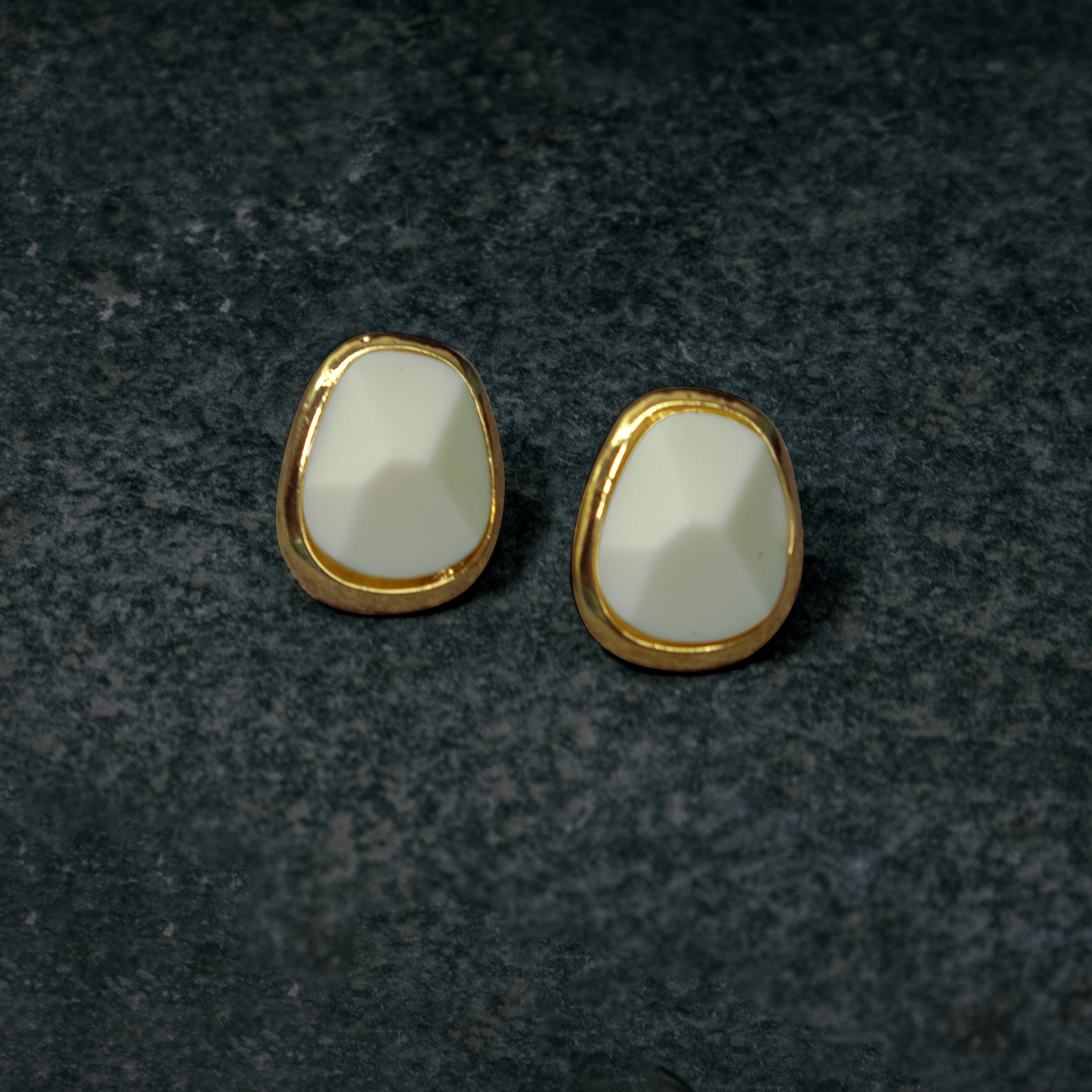 Ivory Glow Minimal Earrings
