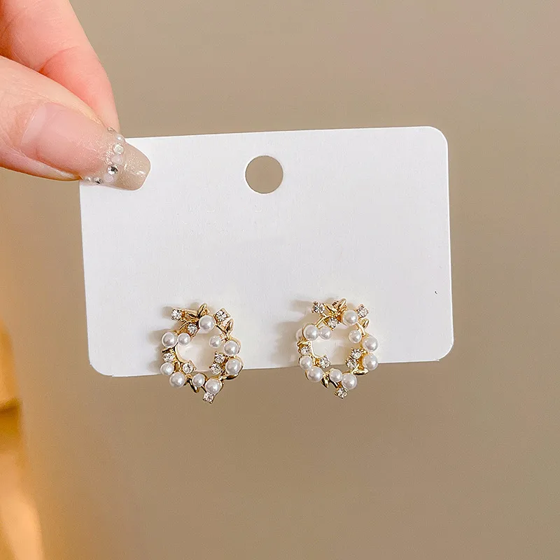 Dainty Pearl Wreath Stud Earrings