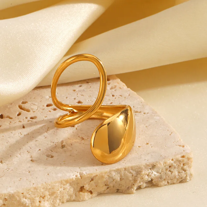 Golden Statment Abstract Ring